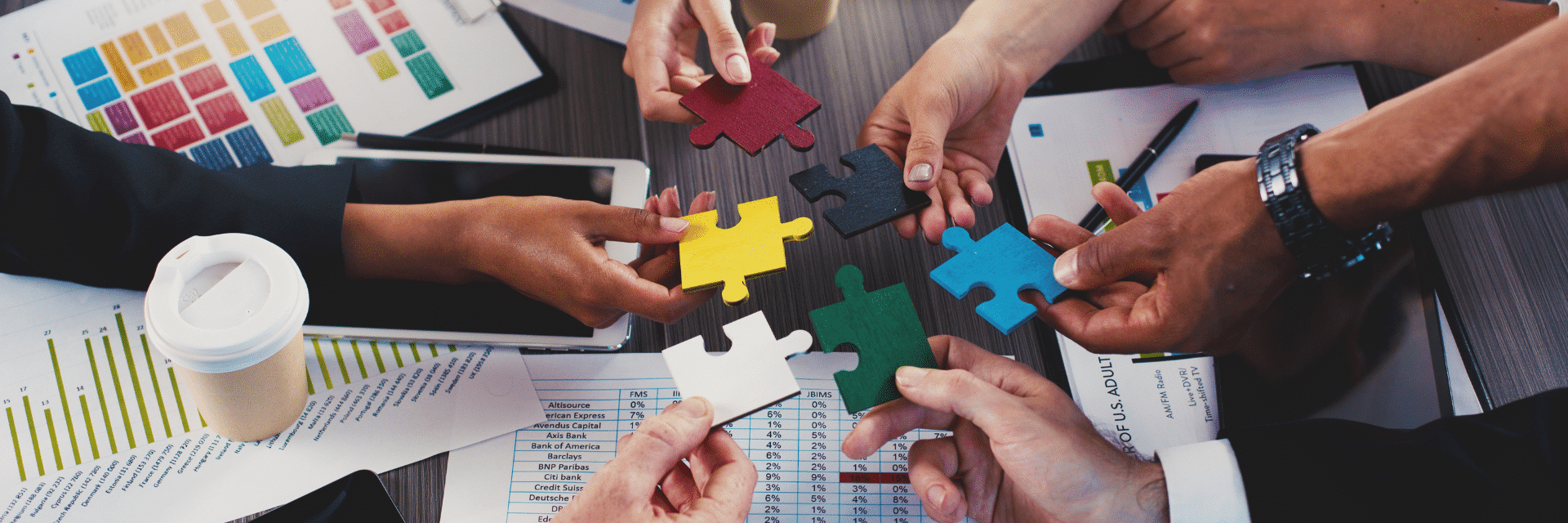 Um die Akzeptanz der Mitarbeiter und Integration der betrieblichen Prozesse zu stärken, ist es notwendig, eine Brücke zwischen Office-Anwendungen und Unternehmenssoftware zu schlagen.