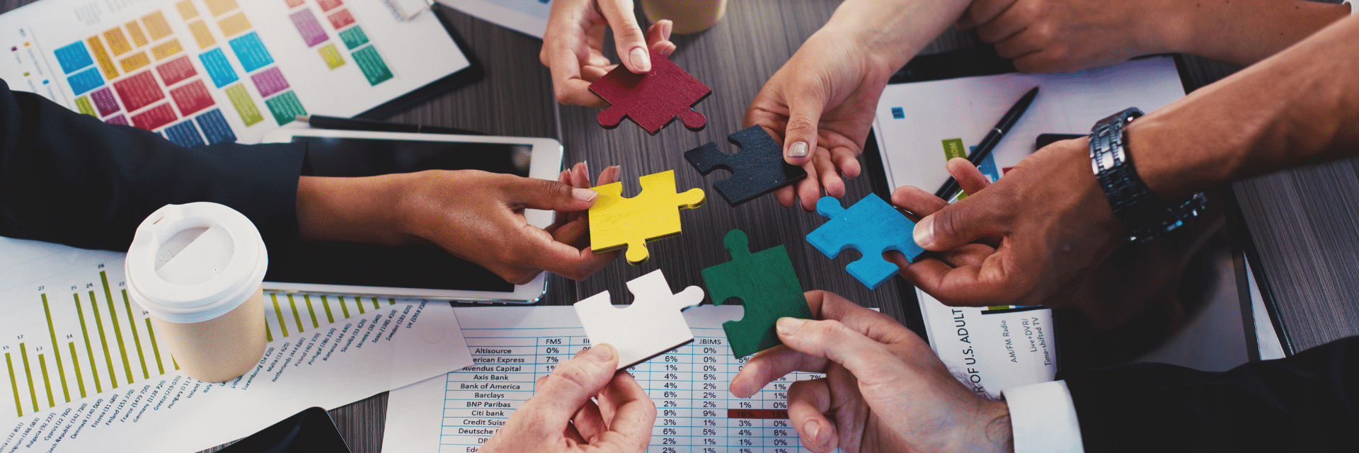 Um die Akzeptanz der Mitarbeiter und Integration der betrieblichen Prozesse zu stärken, ist es notwendig, eine Brücke zwischen Office-Anwendungen und Unternehmenssoftware zu schlagen.