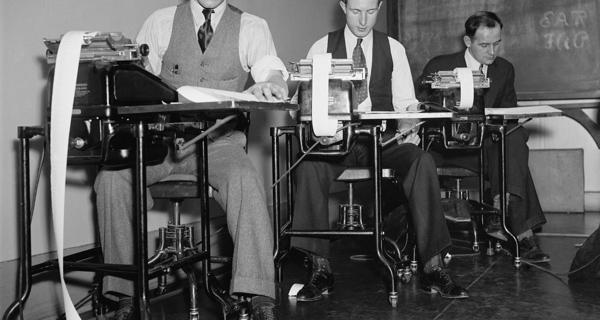 Zeitenwende: Analoges vs. digitales Büro